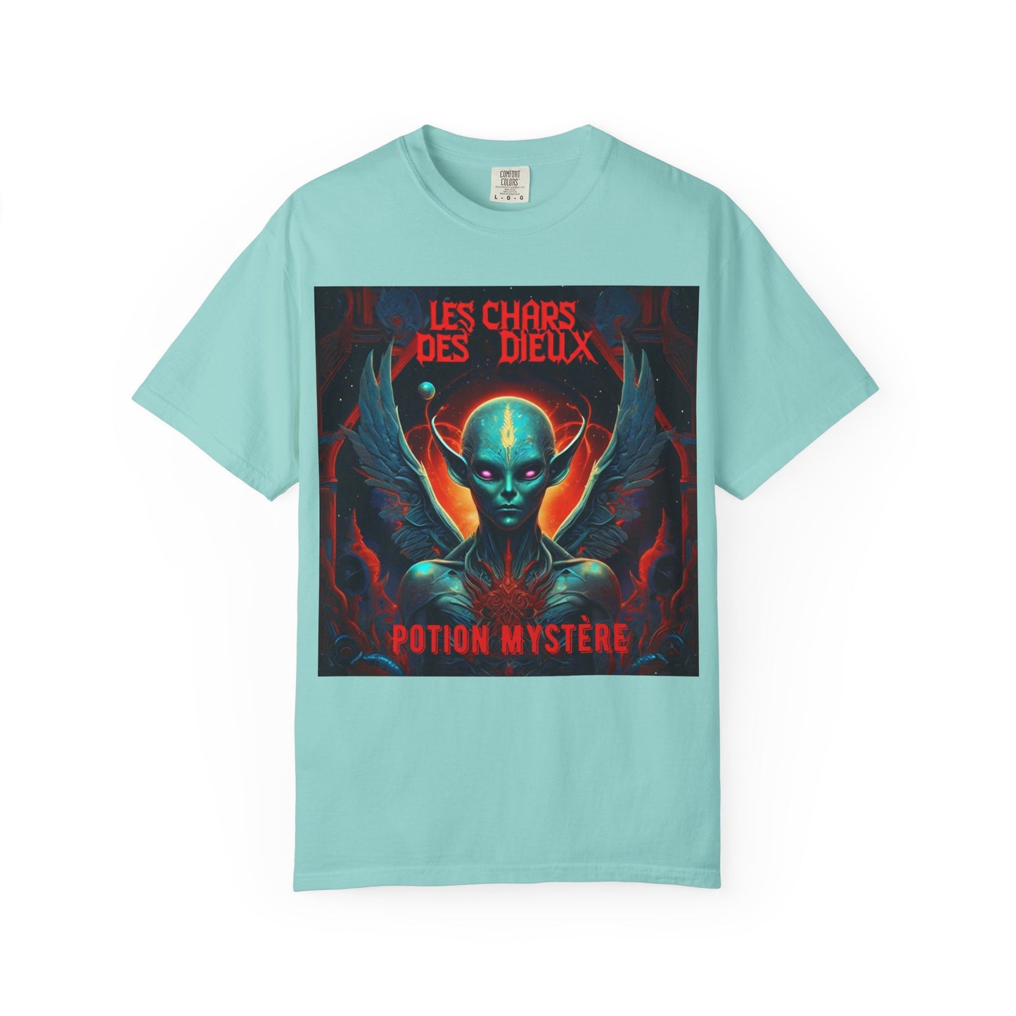 'Les Chars des Dieux' par Potion Mystère, Mystical Alien Graphic T-Shirt | Unisex Tee for Sci-Fi Lovers, Unique Gift for Halloween, Cosmic Vibes, Statement Shirt, Trendy Fashion