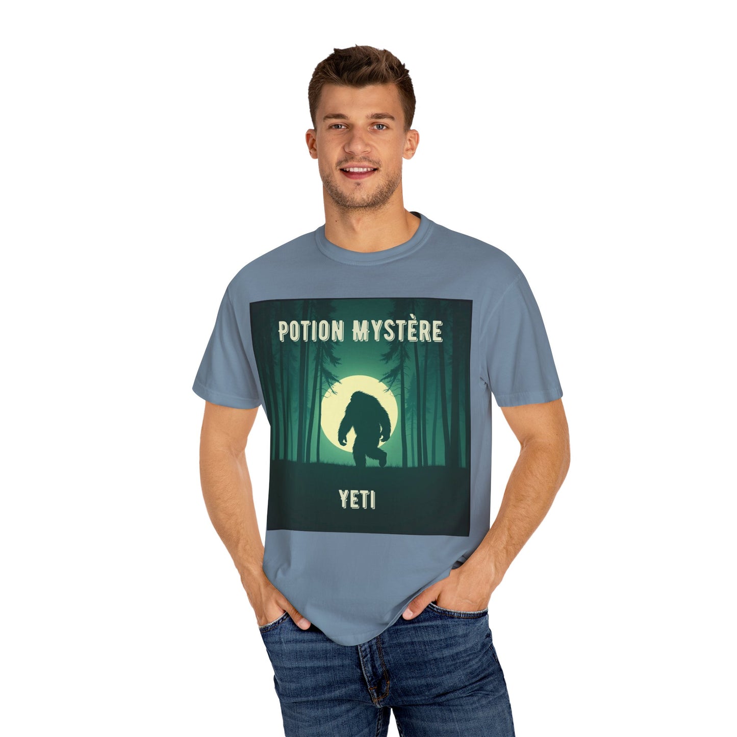 'Yeti' par Potion Mystère, Mysterious Yeti T-Shirt, Unisex Graphic Tee, Adventure Apparel, Gift for Explorers, Nature-Inspired Clothing for Sasquatch Lovers