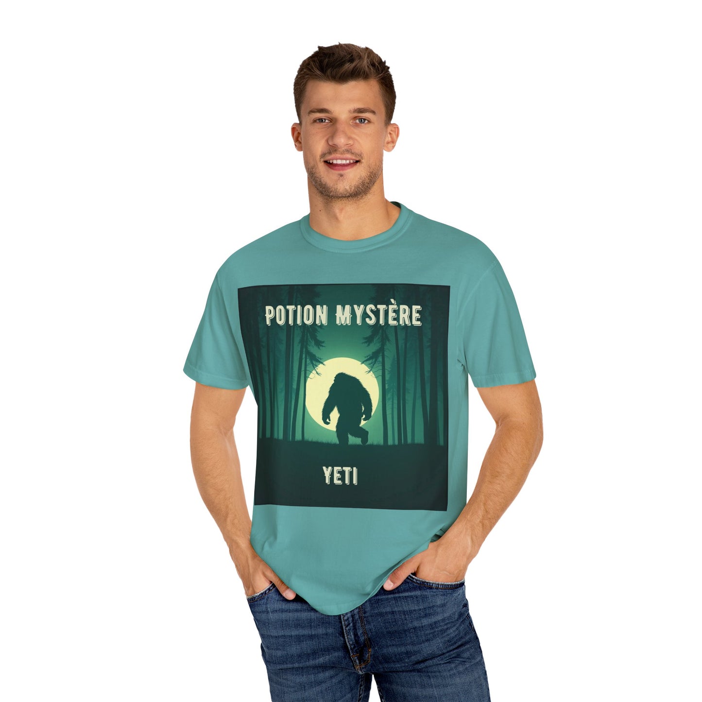 'Yeti' par Potion Mystère, Mysterious Yeti T-Shirt, Unisex Graphic Tee, Adventure Apparel, Gift for Explorers, Nature-Inspired Clothing for Sasquatch Lovers