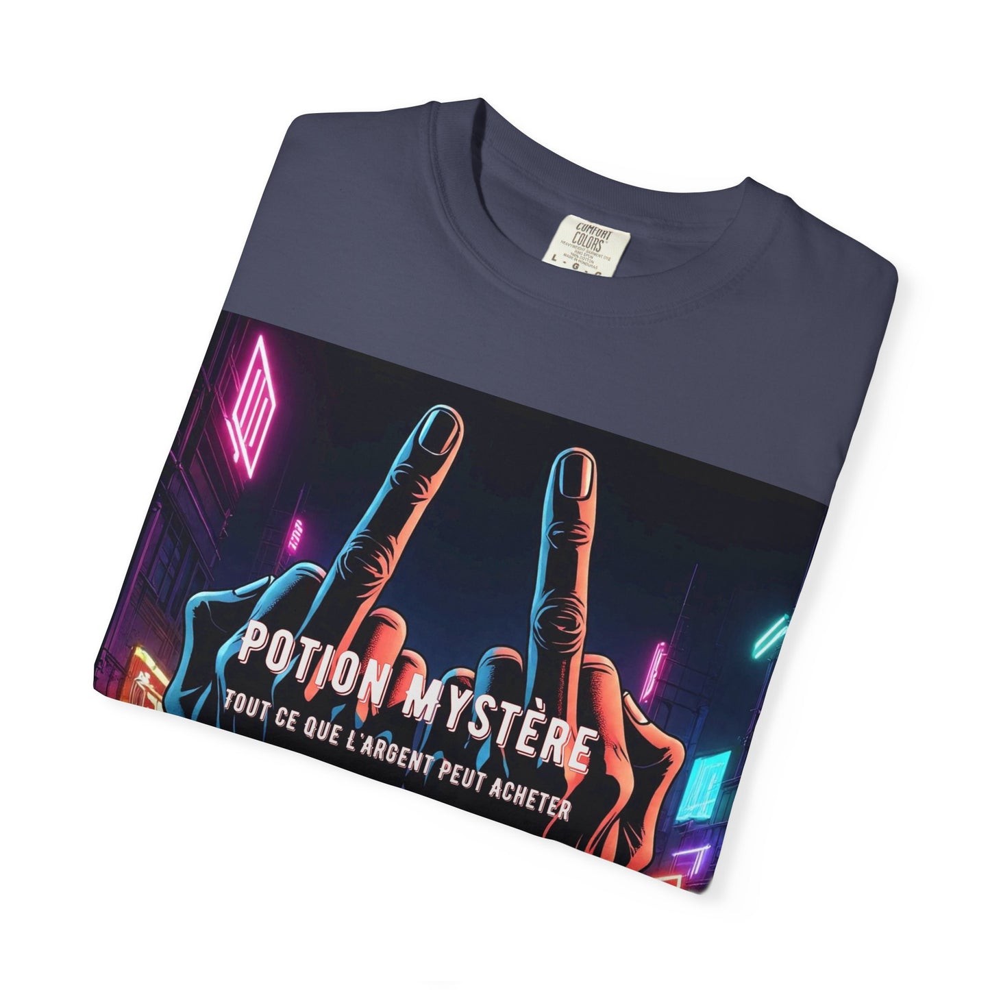 'Tout Ce Que L'Argent Peut Acheter' par Potion Mystère, Two Fingers Up Unisex T-Shirt with Artistic Graphic Design, Casual Wear, Streetwear Style, Gift for Art Lovers, Unique Graphic Tee, [...]