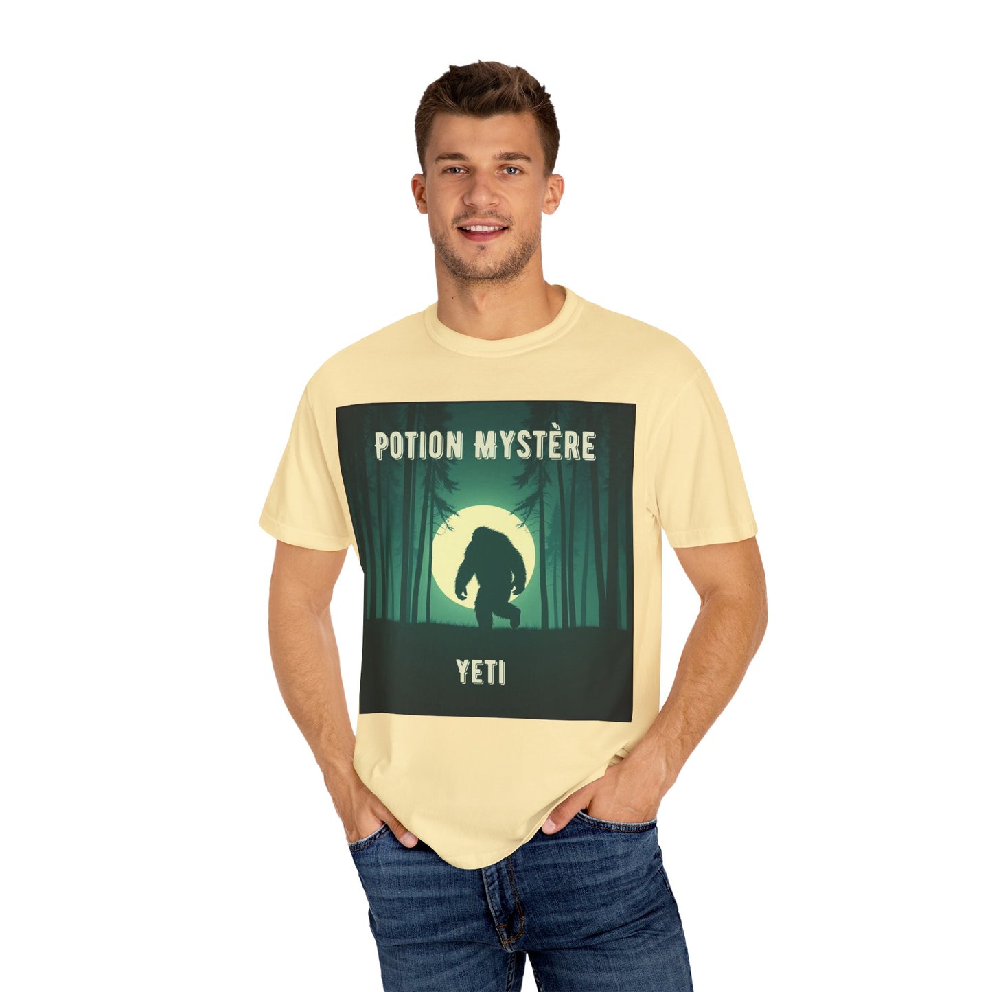 'Yeti' par Potion Mystère, Mysterious Yeti T-Shirt, Unisex Graphic Tee, Adventure Apparel, Gift for Explorers, Nature-Inspired Clothing for Sasquatch Lovers