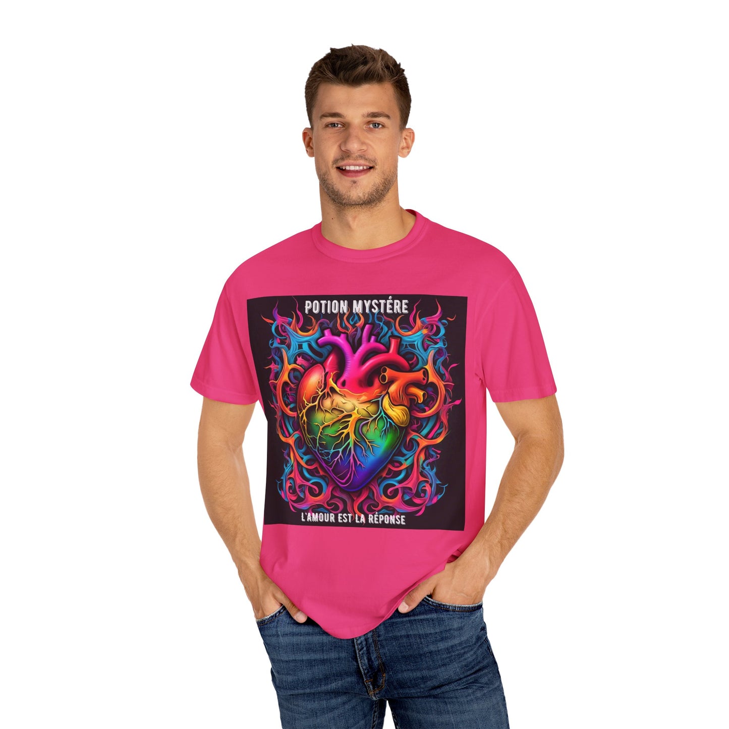 'L'Amour est La Réponse' par Potion Mystére, Mystical Heart Unisex T-Shirt, Colorful Graphic Tee, Boho Style Shirt, Gift for Him/Her, Festival Wear, Potion Mystérie Design