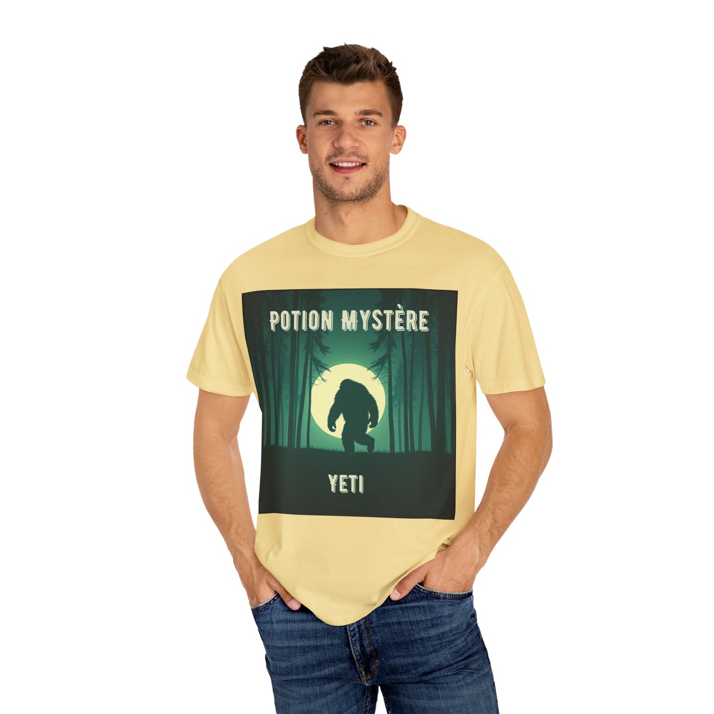 'Yeti' par Potion Mystère, Mysterious Yeti T-Shirt, Unisex Graphic Tee, Adventure Apparel, Gift for Explorers, Nature-Inspired Clothing for Sasquatch Lovers