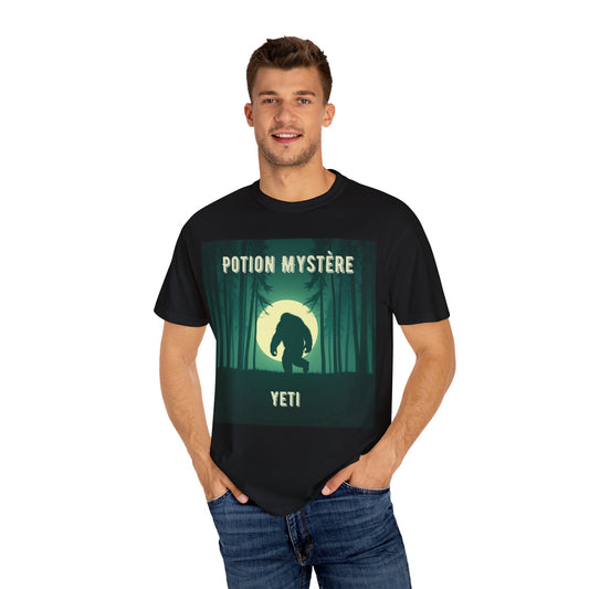 'Yeti' par Potion Mystère, Mysterious Yeti T-Shirt, Unisex Graphic Tee, Adventure Apparel, Gift for Explorers, Nature-Inspired Clothing for Sasquatch Lovers