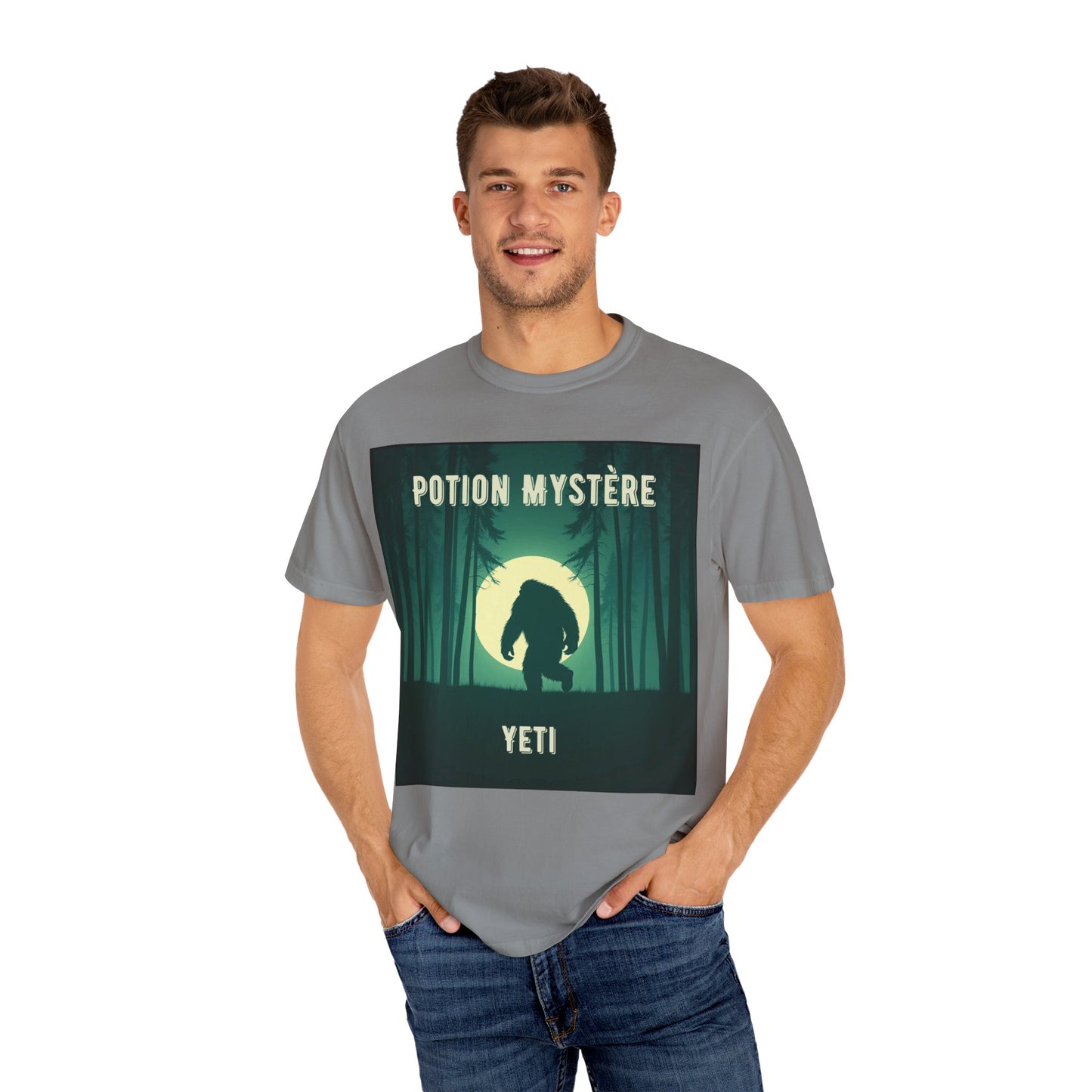 'Yeti' par Potion Mystère, Mysterious Yeti T-Shirt, Unisex Graphic Tee, Adventure Apparel, Gift for Explorers, Nature-Inspired Clothing for Sasquatch Lovers