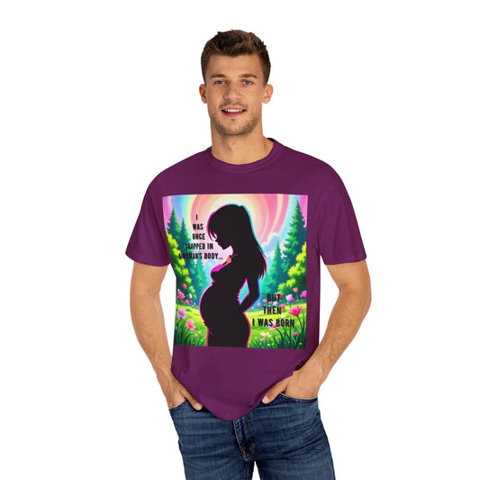 Maternity T-Shirt: I Was Once Trapped in Mom's Body, Pregnancy Gift, Baby Shower Shirt, Unisex Tee for Moms, Expecting Mothers