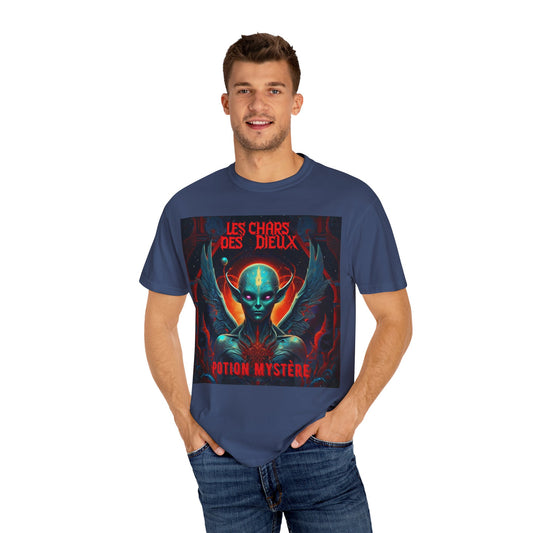 'Les Chars des Dieux' par Potion Mystère, Mystical Alien Graphic T-Shirt | Unisex Tee for Sci-Fi Lovers, Unique Gift for Halloween, Cosmic Vibes, Statement Shirt, Trendy Fashion