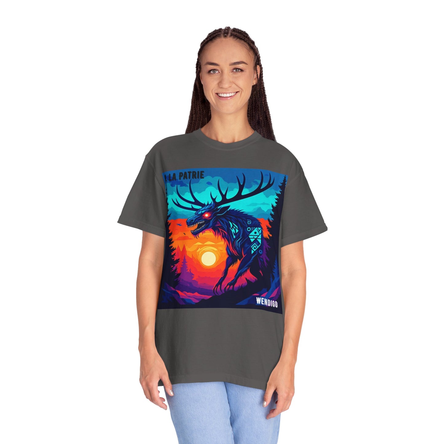 'Wendigo' par M. La Patrie, Vibrant First Nations Style Graphic T-Shirt, Unique Art Tee for Nature Lovers, Gift for Halloween, Cozy Casual Wear, Unisex Shirt