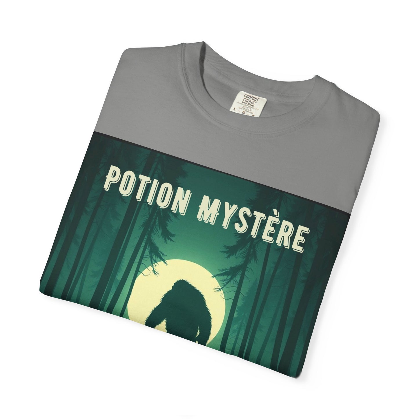'Yeti' par Potion Mystère, Mysterious Yeti T-Shirt, Unisex Graphic Tee, Adventure Apparel, Gift for Explorers, Nature-Inspired Clothing for Sasquatch Lovers