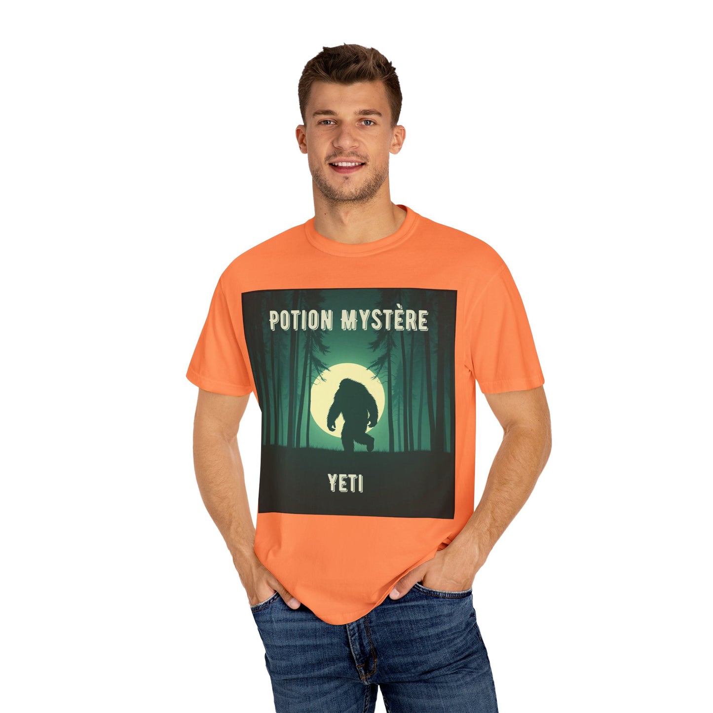 'Yeti' par Potion Mystère, Mysterious Yeti T-Shirt, Unisex Graphic Tee, Adventure Apparel, Gift for Explorers, Nature-Inspired Clothing for Sasquatch Lovers