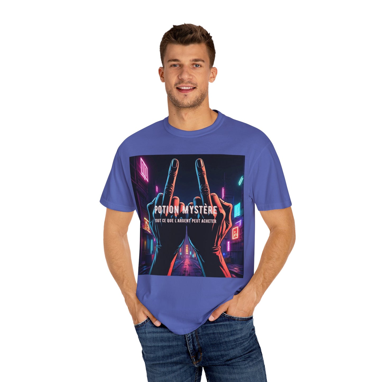 'Tout Ce Que L'Argent Peut Acheter' par Potion Mystère, Two Fingers Up Unisex T-Shirt with Artistic Graphic Design, Casual Wear, Streetwear Style, Gift for Art Lovers, Unique Graphic Tee, [...]
